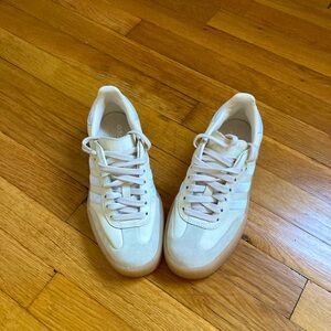 Adidas Sambae shoes 6’5 - like new